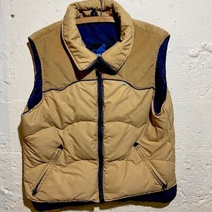 VINTAGE Levi’s Down Puffer Vest *vintage & Rare**